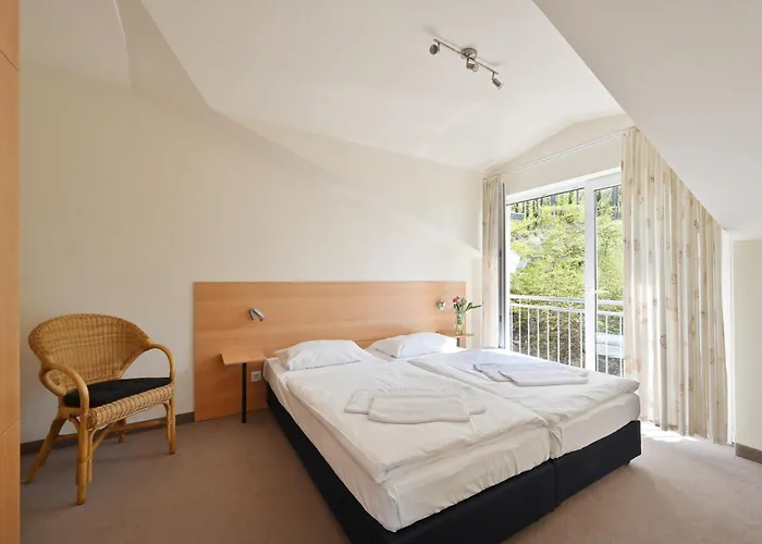 アパート 12 Celia Ruegen